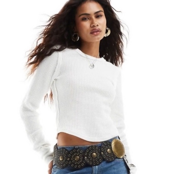 We The Free Tops - Free People We The Free
White Roll With It Long Sleeve Thermal Shirt Size M